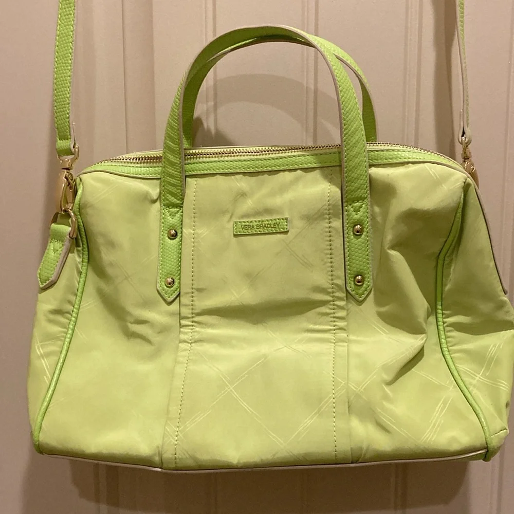 Vera Bradley Green Handbag Cross Body Zip Closure Adjustable Strap Hidden Pocket